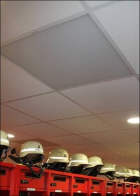 Infrarotheizelemente aus Einscheibensicherheitsglas für Rasterdecken