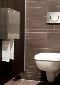 Sanitärzubehör und ergänzende, professionelle Ausstattung von Sanitärräumen