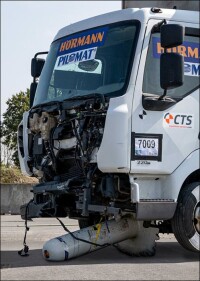 OktaBlock: Dezente mobile LKW-Sperre von Hörmann hebelt Fahrzeug einfach aus