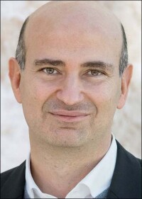 Stabwechsel am Stuttgarter Institut für Leichtbau Entwerfen und Konstruieren (ILEK)