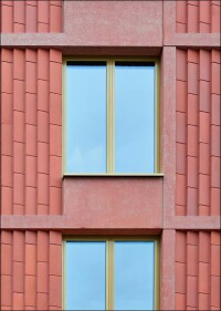 Außergewöhnliche Beton-/Ziegelfassade im Münchner Werksviertel