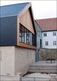 Ein Denkmal dem Übersetzer von Homers Ilias und Odyssee