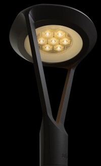 Mastaufsatzleuchte Mistella kombiniert aktuelle Lichttechnik mit archetypischen Stilelementen