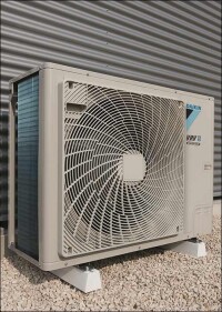 Neues Mini VRV-System von Daikin für gewerbliche Projekte mit integriertem R-32-Sicherheitssystem