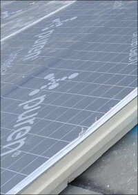 Wasserdichtes PU-Aufdach-Dämmsystem für ein Betondach, das die Regeldachneigung unterschreitet