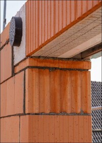 Stützendämmschalung, Rollladenkasten und Lüftungssystem direkt vom Ziegelwerk?