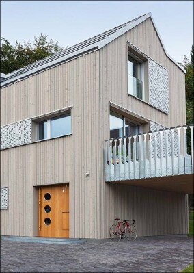 „Waldsicht“ zeigt: „Haussicht“ ist kein Typenhaus, sondern ein Detailbaukasten für Wohnhäuser