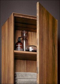 Edition Lignatur von Keuco und Team 7 steht für unique Badeinrichtung aus Massivholz