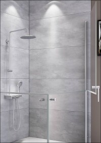 Pflegedusche mit horizontal teilbarer Tür