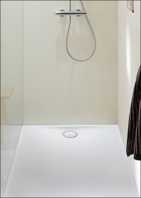 Olona: Geberit kündigt neue budgetfreundliche, bodenebene  Mineralguss-Duschfläche an