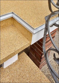 Bauteilschutz für Balkone und Co. in Kombination mit Trittschalldämmung