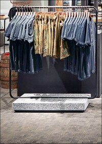 Rutschsichere Naturholzböden mit R 11 bis R 13 von Mafi