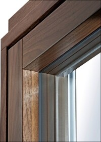 Flächenbündige Aluminium-Holz-Fenster mit schmalen Profilen neu von Kneer-Südfenster