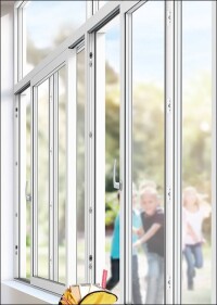 Klassenzimmerlüftung à la Roto per Schiebefenster