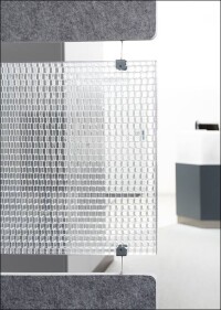 Baffelsystem von Wacosystems kombiniert lichtdurchlässige Schallabschirmung mit Schallabsorption