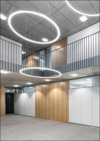 Systemtrennwand-Heimspiel für Feco-Feederle im Finanzamt Karlsruhe Stadt