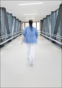 Vinyl-Alternative: homogener Objektbelag Mipolam Evo von Gerflor mit antibakterieller Oberfläche