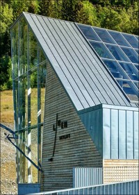 Skylift in Norwegen im Schutz von Titanzink