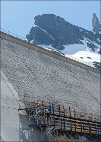 Zemdrain von Max Frank für widerstandsfähige Betonrandzonen - z.B. bei einer Staumauer