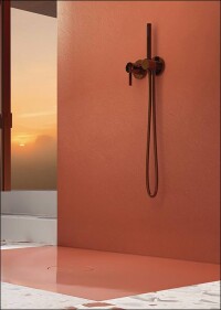 Flach, flacher, BetteAir: Bette vermarktet seine neue Duschfläche als „Duschfliese“