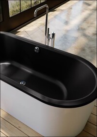 Freistehende Bicolor-Badewannen von Kaldewei 