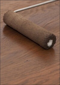 Erstbeschichtung mit Öl oder Lasur sowie strapazierfähige Holzboden-Versiegelung im Gori-System