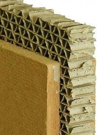 Holzfaser-Ausbauplatte mit Klimakammern aus Kartonwaben