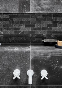 Natursteinfliesen aus dem Digitaldrucker mit „Synchro Digit“-Technologie