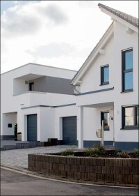 EWE und Buderus planen Bau und Betrieb klimaneutraler Energiesysteme in Quartieren