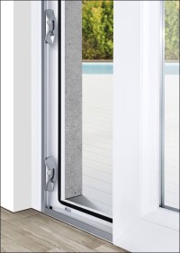 Bedienkomfort für Schiebefenster und -türen per neuem Abstell-Schiebe-Beschlag von Winkhaus