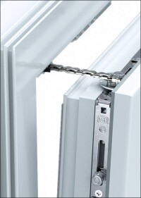 Gut versteckte Fensterantriebe à la Siegenia