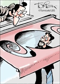 Große Markise störte als „Fremdkörper“ Bewohner im ersten Stock