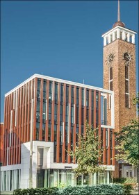 SOS-Kinderdorf Hamburg-Dulsberg mit Keramikelementen von Moeding