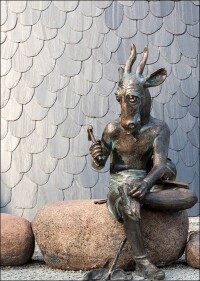 Ziegen brauchen keine beschlagenen Hufe ... aber vielleicht ein Schieferkleid