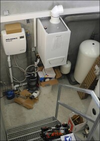 Fertige Heizzentrale zur Unterbringung im Erdreich