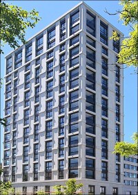 Panoramablick mit Wetterschutz mittels Balkonverglasung von Lumon