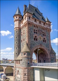 Nibelungenbrücke in Worms „Historisches Wahrzeichen der Ingenieurbaukunst“