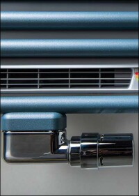 Heizkörper von Vasco mit  zusätzlichem 1.000 Watt-Warmluft-Gebläse, dem Blower