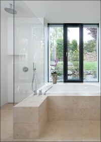 Großformatige Fliesen auf Fermacell-Trockenestrich-Systemen