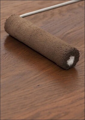 Erstbeschichtung mit Öl oder Lasur sowie strapazierfähige Holzboden-Versiegelung im Gori-System