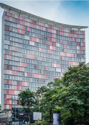 Ertüchtigung des Parksystems im Berliner Rocket Tower erschließt wieder rund 200 Stellflächen