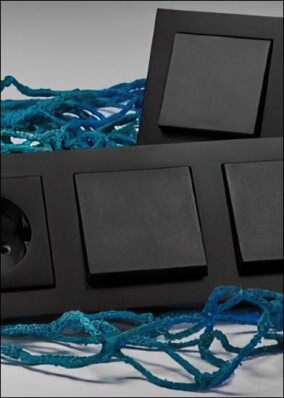 Schalter- und Steckdosenserie aus recyceltem Ozeanplastik