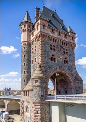 Nibelungenbrücke in Worms „Historisches Wahrzeichen der Ingenieurbaukunst“