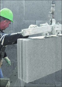 Planelemente aus KLB-Leichtbeton beschleunigen Bau von Seniorenresidenz in Kruft