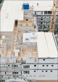 Kampa baut in Saarmund Brandenburgs vorerst größtes Wohngebäude aus Holz