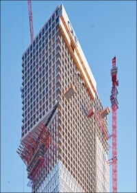 Frankfurter ONE by CA Immo steht wie eine „1“ dank Unterstützungskonstruktion von PERI