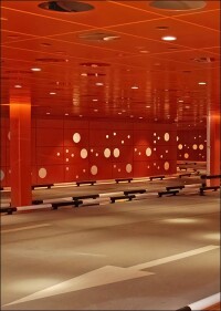 Parkhaus eines Stockholmer Erlebnis-/Einkaufszentrums mit Flowcrete gestaltet und geschützt