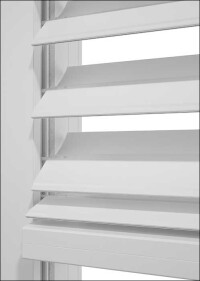 Raffstoresystem LS Dark von Alukon mit der Lizenz zur Verdunkelung