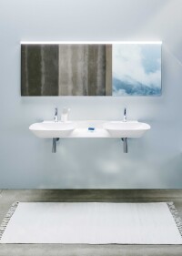 Badkollektion INO von Laufen fokussiert den Waschtisch