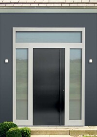 Neue Aluminium-Holz-Haustür von Kneer-Südfenster mit veredelter Oberfläche